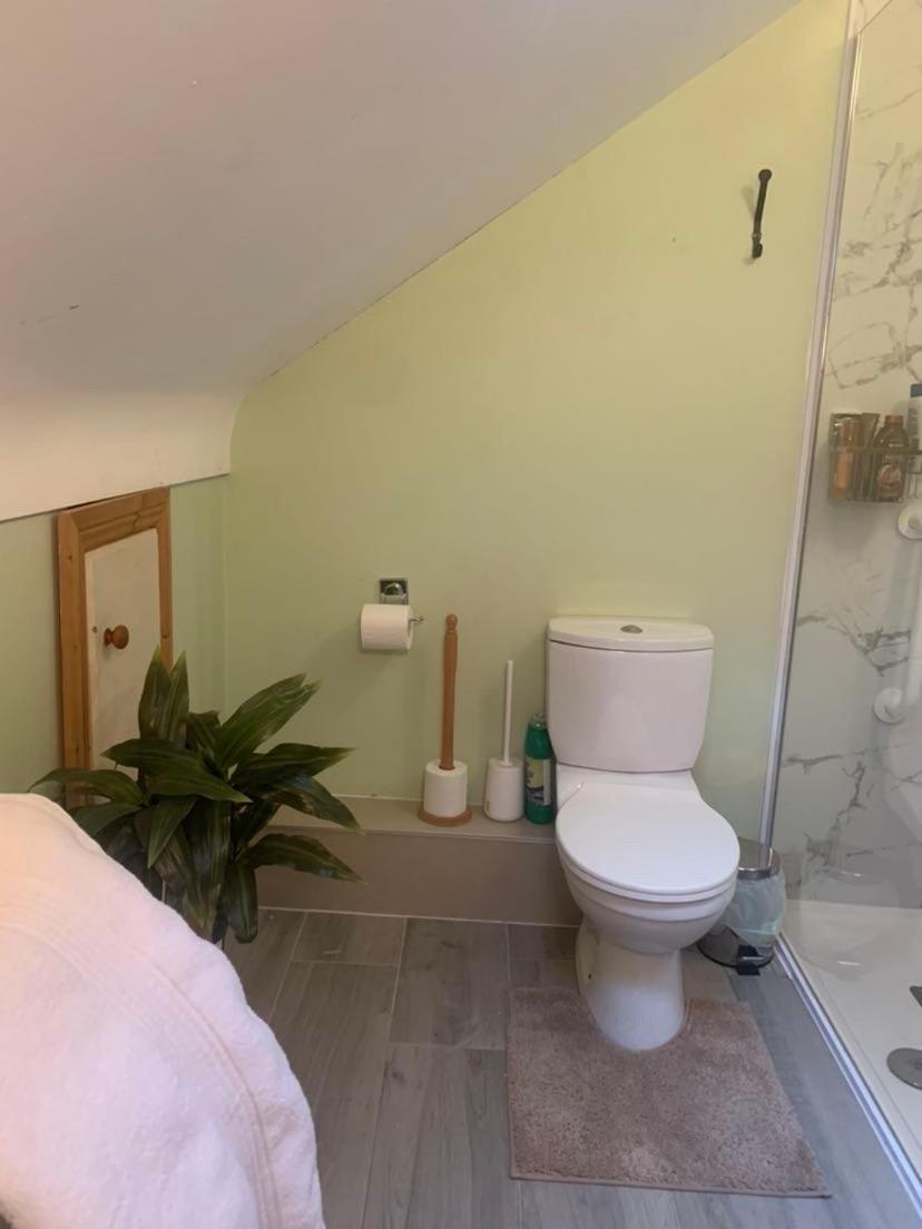 Kate'S Rest Bed and Breakfast Κίλκενι Εξωτερικό φωτογραφία