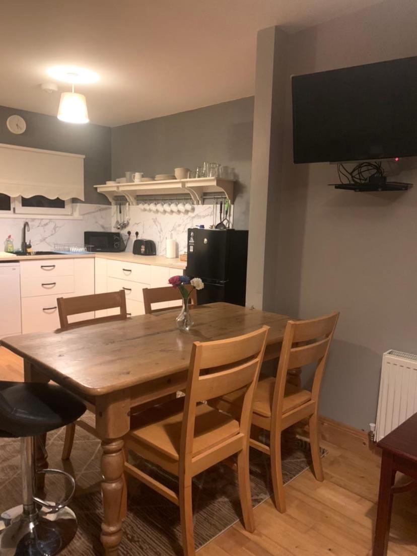 Kate'S Rest Bed and Breakfast Κίλκενι Εξωτερικό φωτογραφία